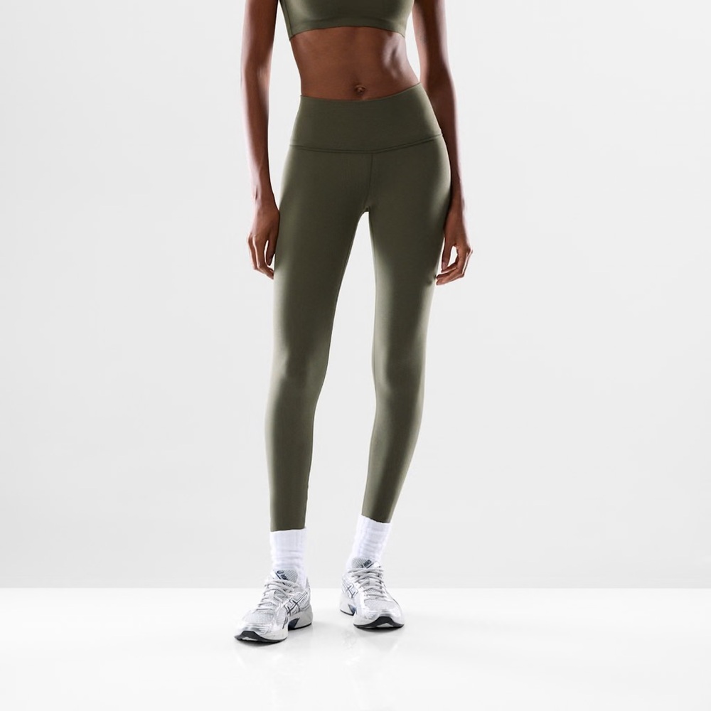 Aritzia Sage Green High-Waisted Leggings
